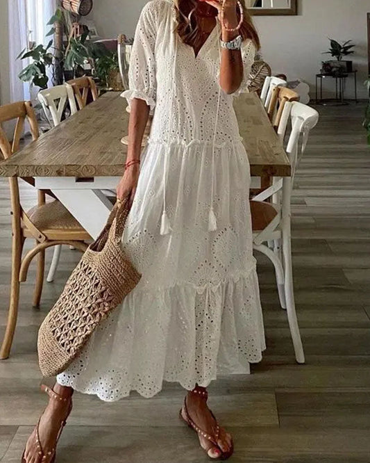 Modefest- Cutout-Kleid in Uni-Farbe Weiß