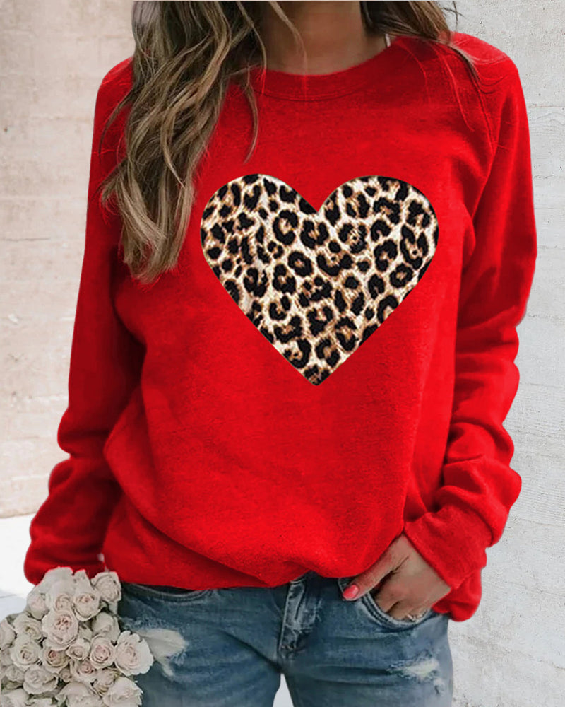 Modefest- Langarm-Sweatshirt mit Leoparden-Herz-Print