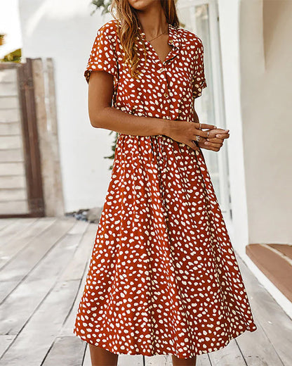 Modefest- Kleid mit V-Ausschnitt und Punktedruck Orange
