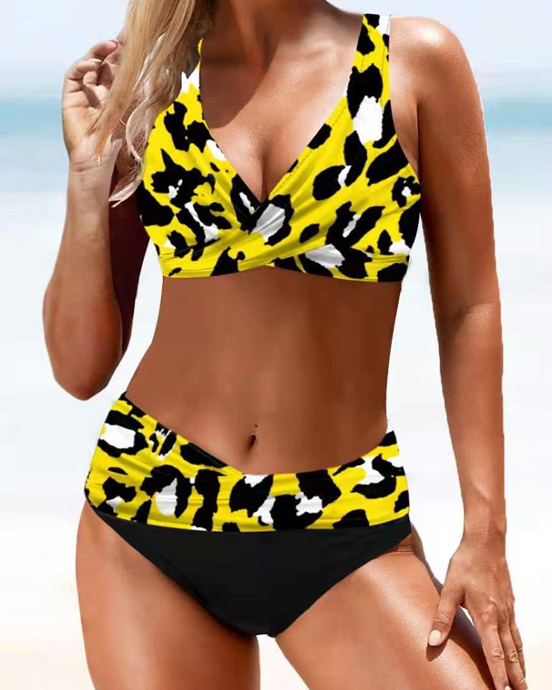Modefest- Bunter Bikini-Badeanzug Leopard