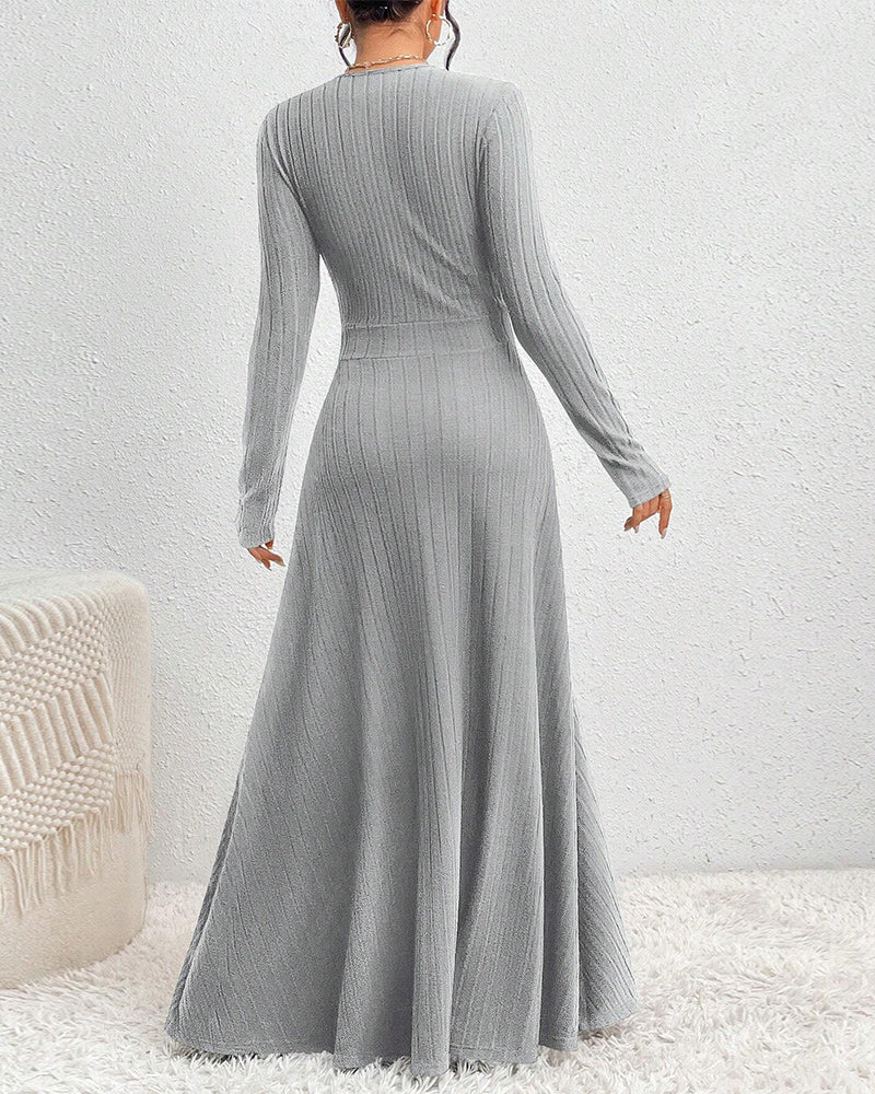 Simple solid color ribbed elegant v-neck dress