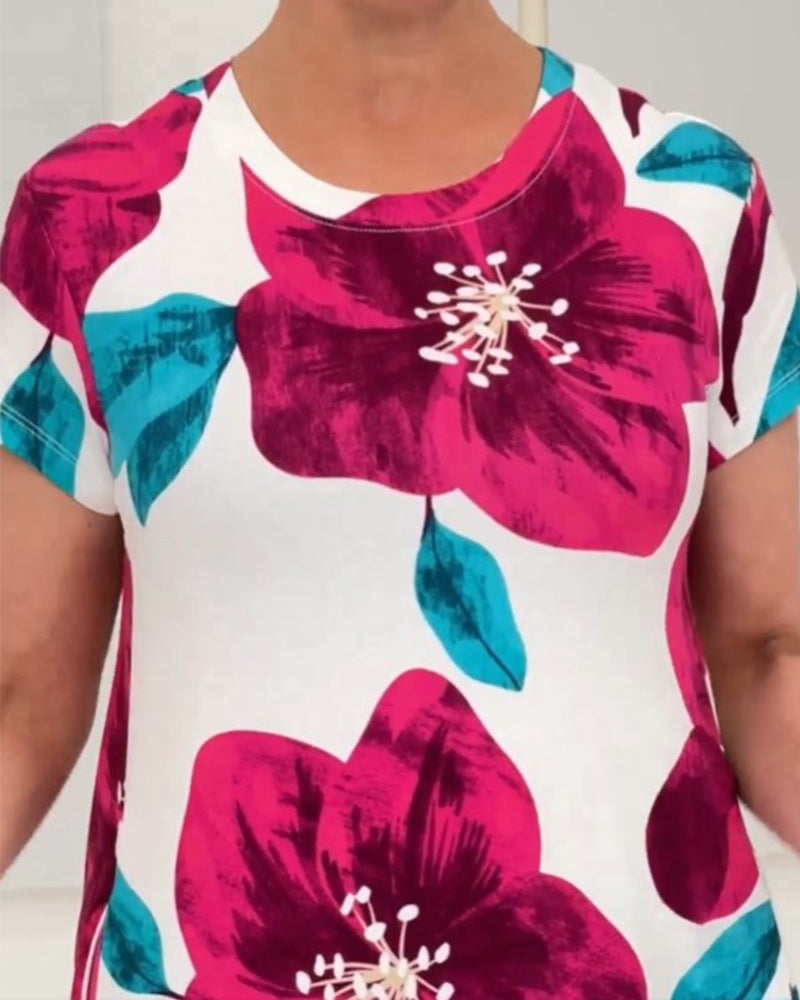 Casual floral print dress with round neck and short sleeves