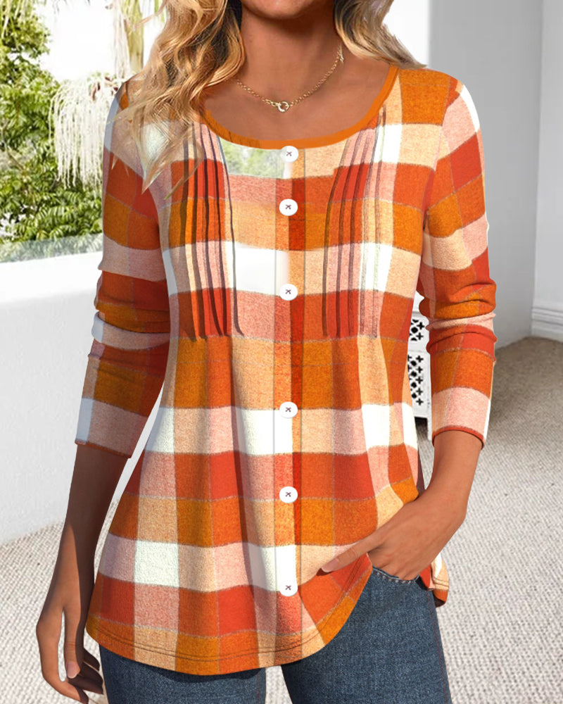 Casual checked top with round neck and button placket