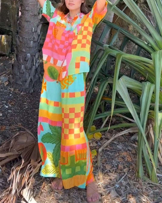 Modefest- Zweiteiliges set aus hemd und hose mit buntem aufdruck