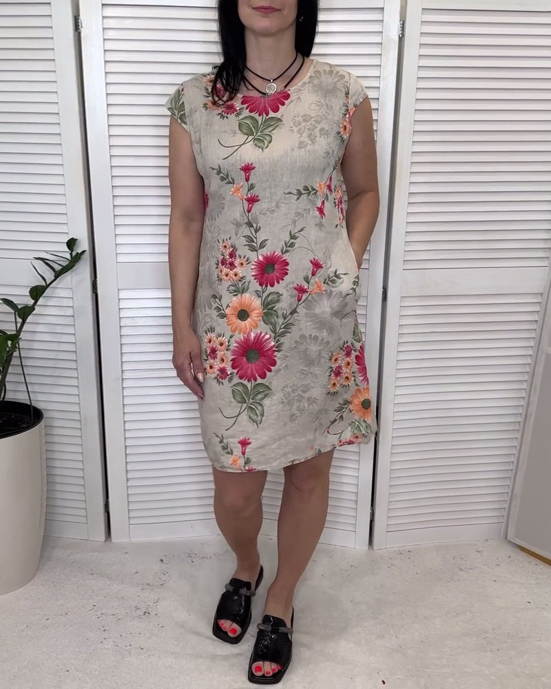 Vintage floral print dress with pocket