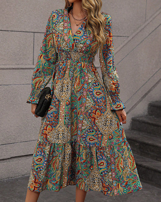 Modefest- Kleid mit Paisley-Print und V-Ausschnitt Mehrfarbig