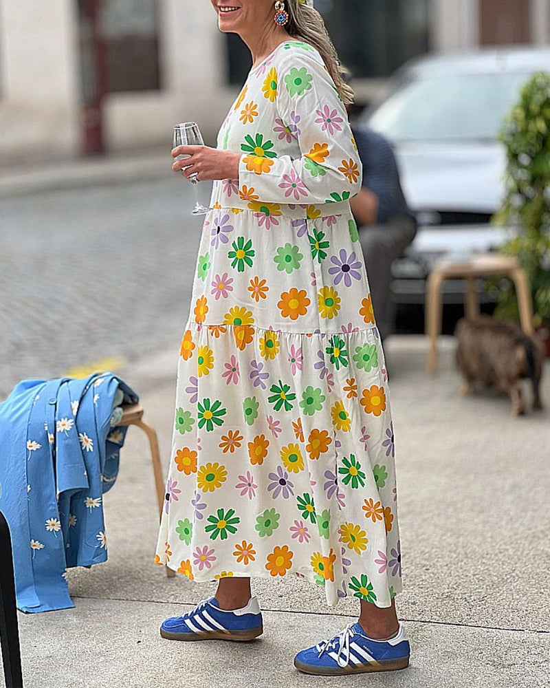 Modefest- Langärmliges Kleid mit Einsätzen und Blumendruck