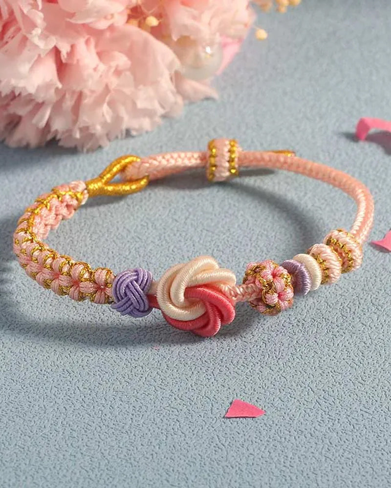 Pulseira com nós de flor de pêssego