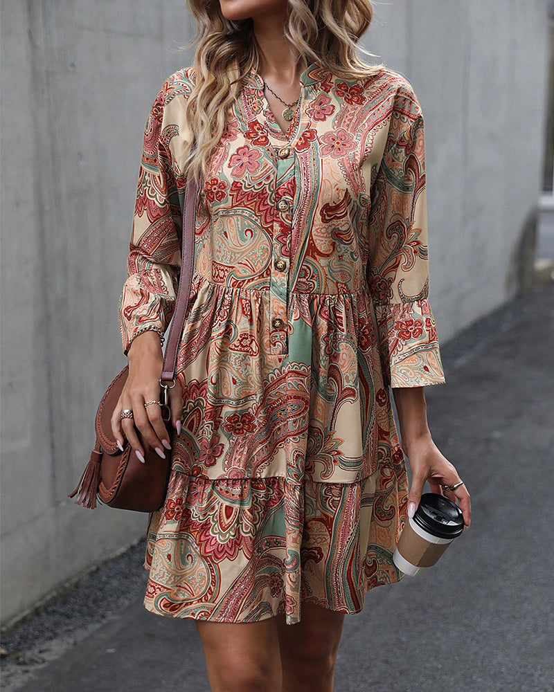 Modefest- Kleid mit V-Ausschnitt und Paisley-Print Mehrfarbig