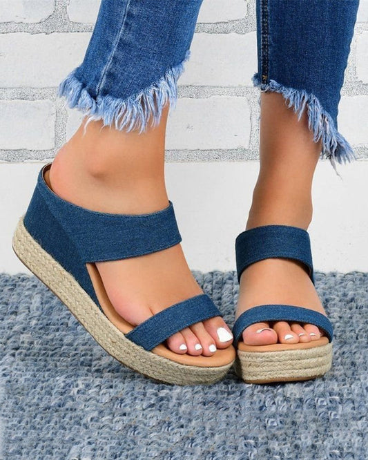 Holiday straw wedges sandals
