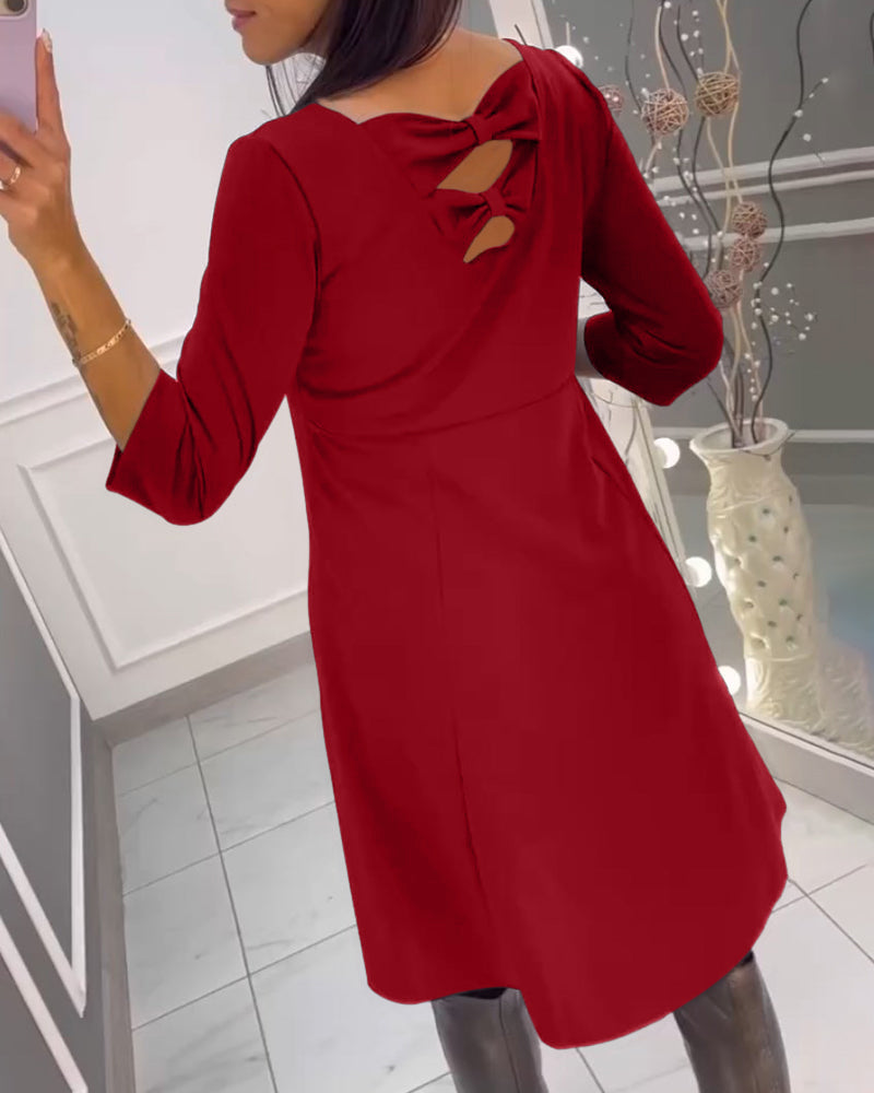 Modefest- Einfarbiges Kleid mit Schleife hinten Rot