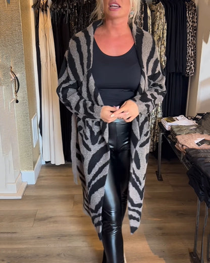 Modefest- Lässiger Mantel mit Zebramuster Grau