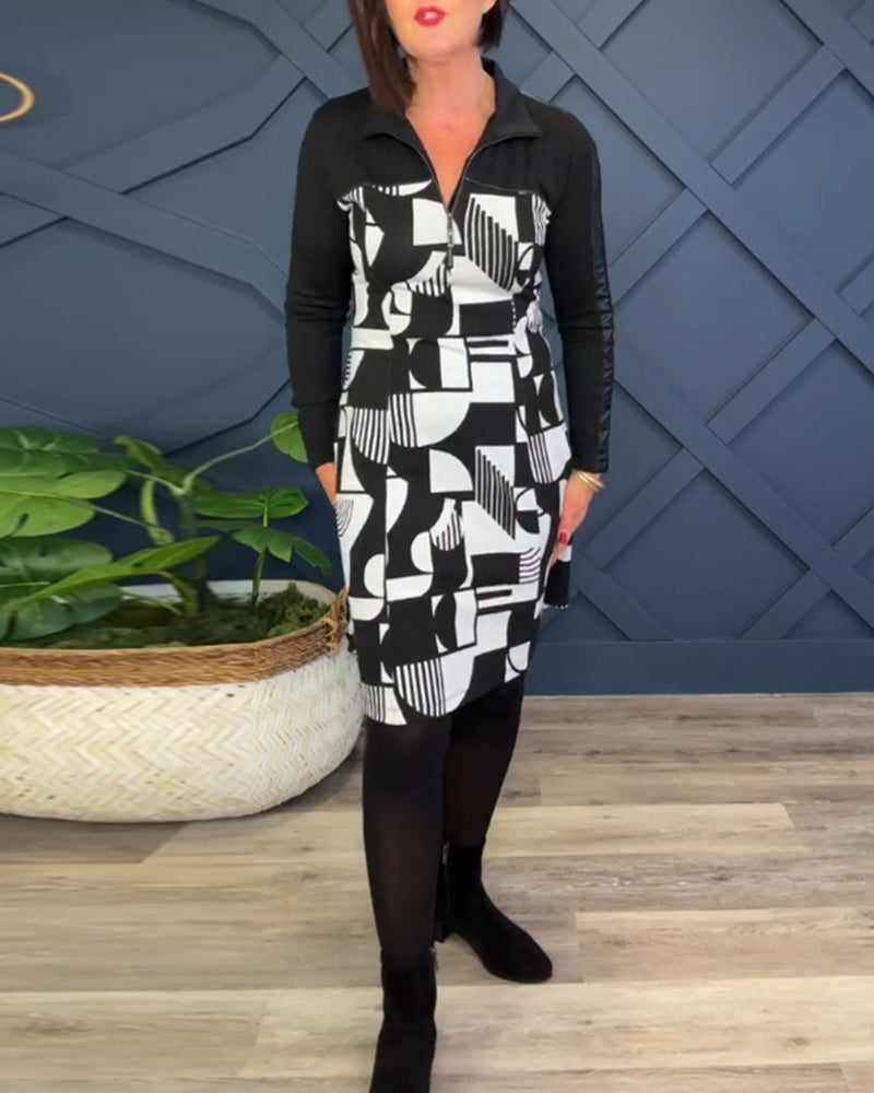 Kleid mit Reversreißverschluss und geometrischem Print