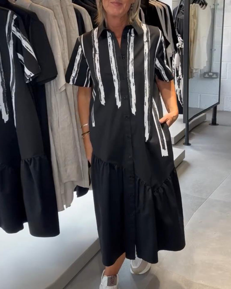 Vestido de manga curta com estampa listrada e gola de lapela