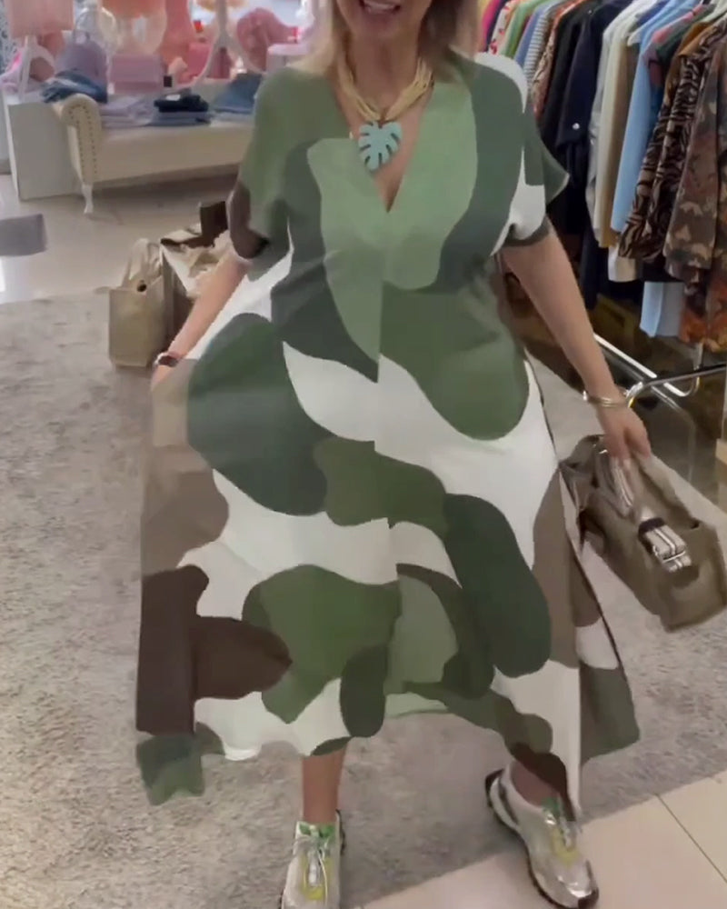 Short sleeve camouflage dress with v-neck