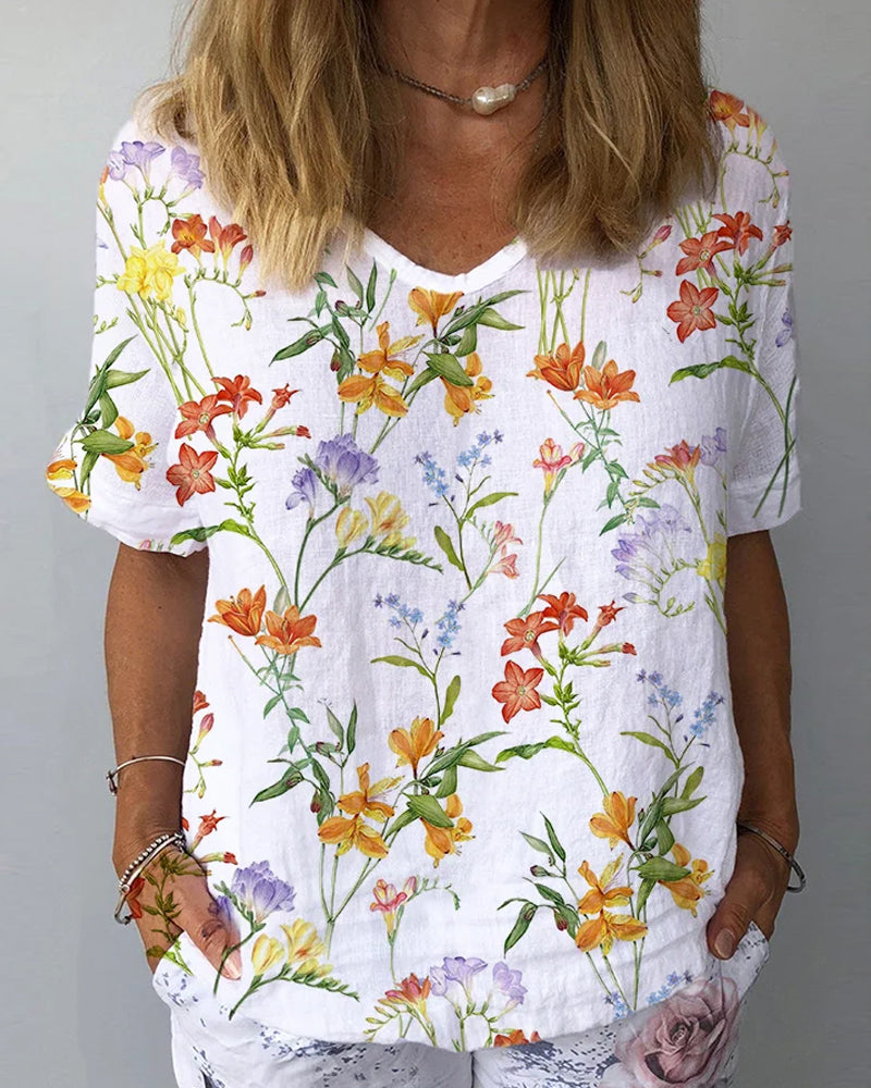 Modefest- Kurzärmliges T-Shirt mit Blumendruck Weiß
