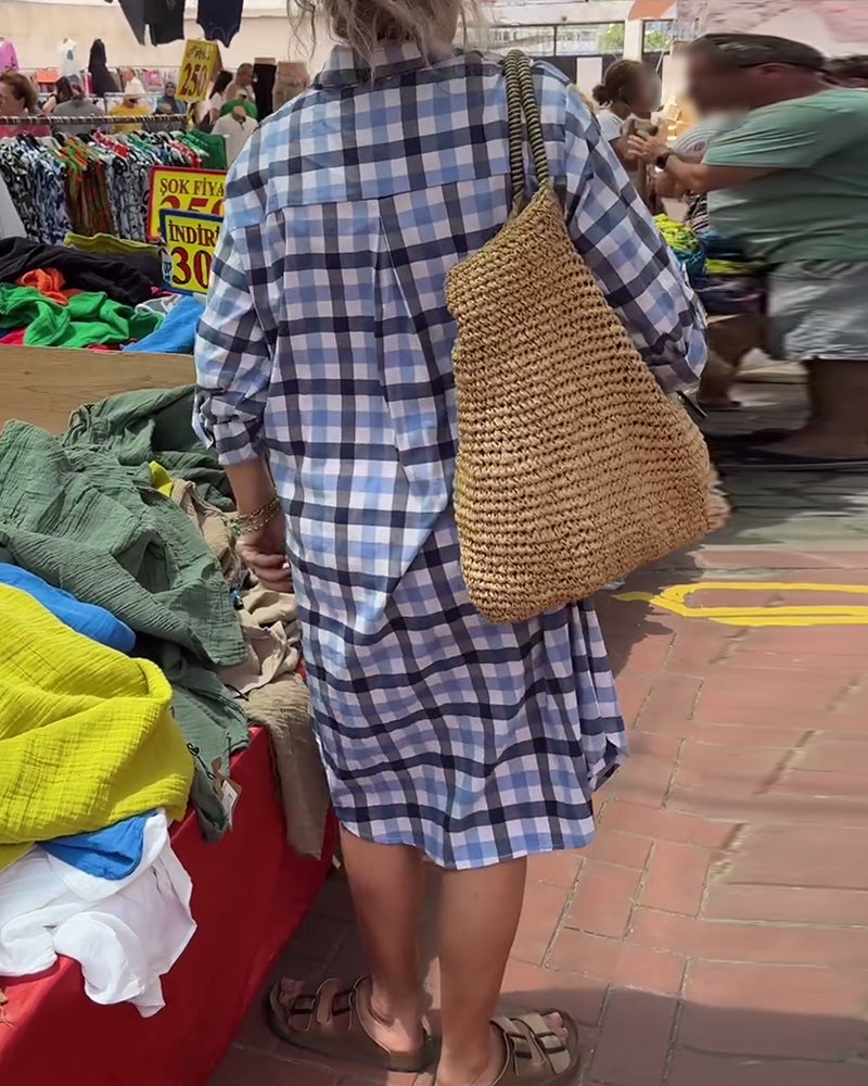 Vestido de cuadros con botones en solapa