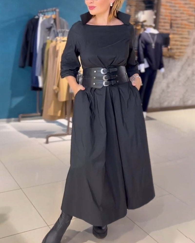 Modefest- Elegantes einfarbiges Kleid mit quadratischem Ausschnitt