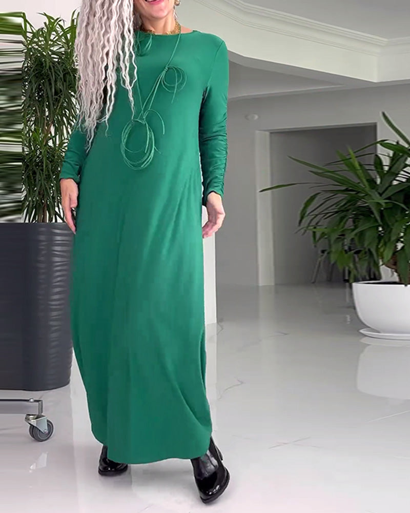 Elegantes Kleid mit Rundhalsausschnitt, einfarbig und langen Ärmeln