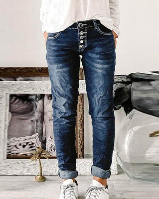 Modefest- Jeans mit aufgerolltem Saum und geradem Bein