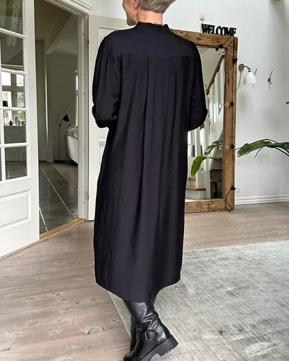 Modefest- Lässiges einfarbiges Kleid mit V-Ausschnitt