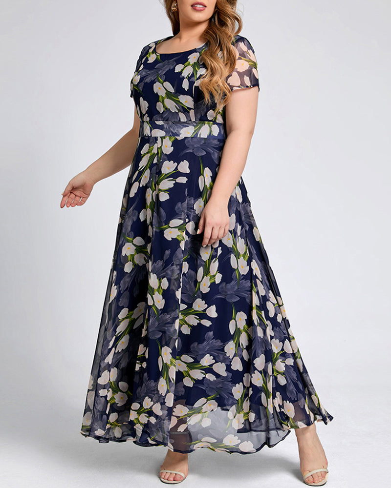 Modefest- Ein Linienkleid mit Blumendruck und kurzen Ärmeln