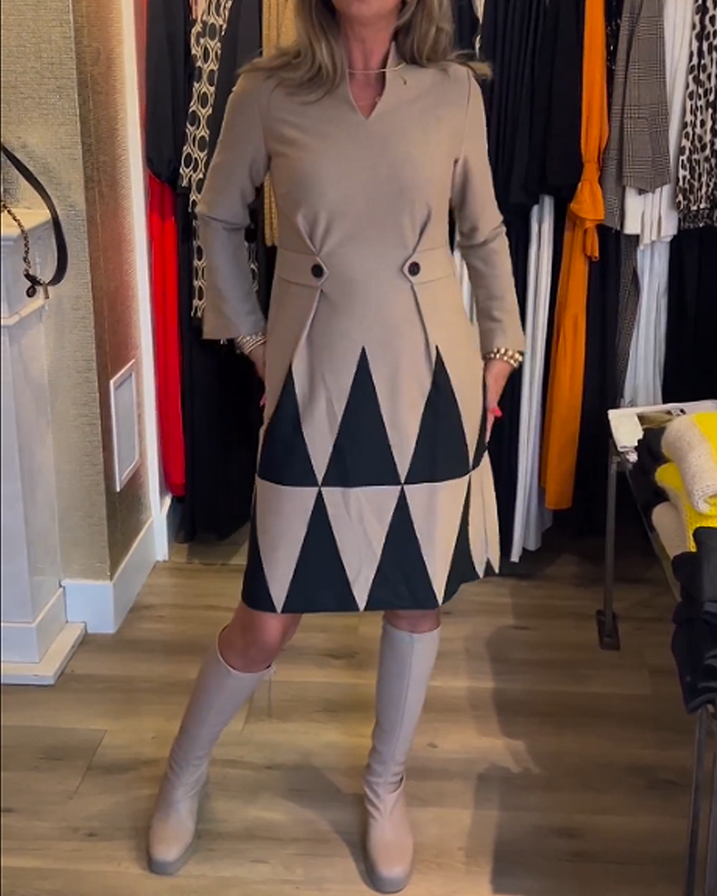 Modefest- Elegantes Kleid mit geometrischem Print Khaki