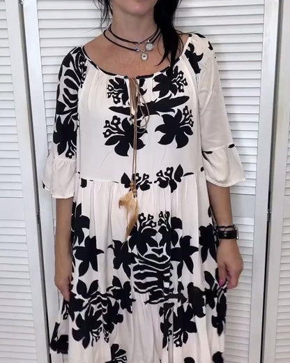 Printed casual dress with round neck