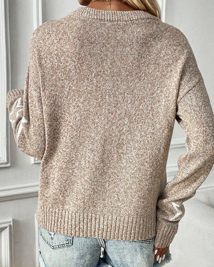 Lässiger pullover mit rundhalsausschnitt und langen ärmeln und sternmotiv