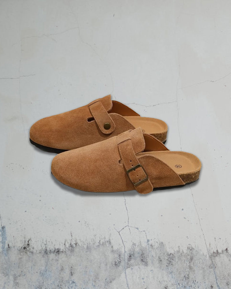 Retro slipper with closed toe and solid color