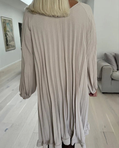 Casual solid color pleated long sleeve loose dress