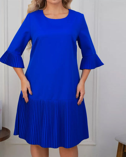 Casual solid color dress with bell sleeves and button