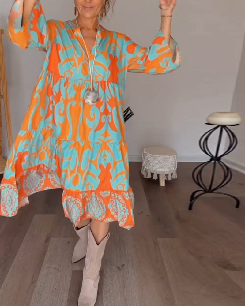 Modefest- Bedrucktes Kleid Mit Lockerer Rüsche