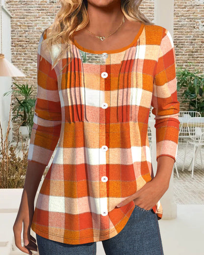 Casual checked top with round neck and button placket