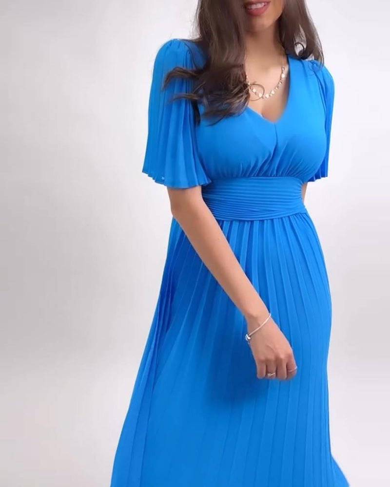 Elegant, plain pleated dress with v-neck