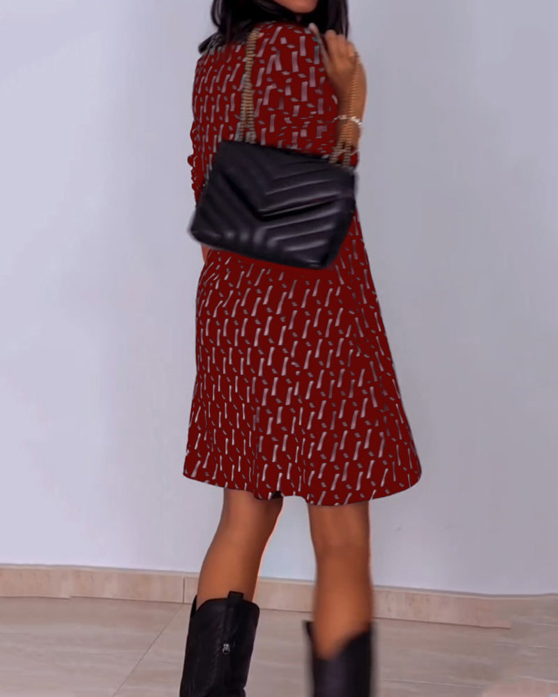 Modefest- Kleid mit V-Ausschnitt und Rautenmuster