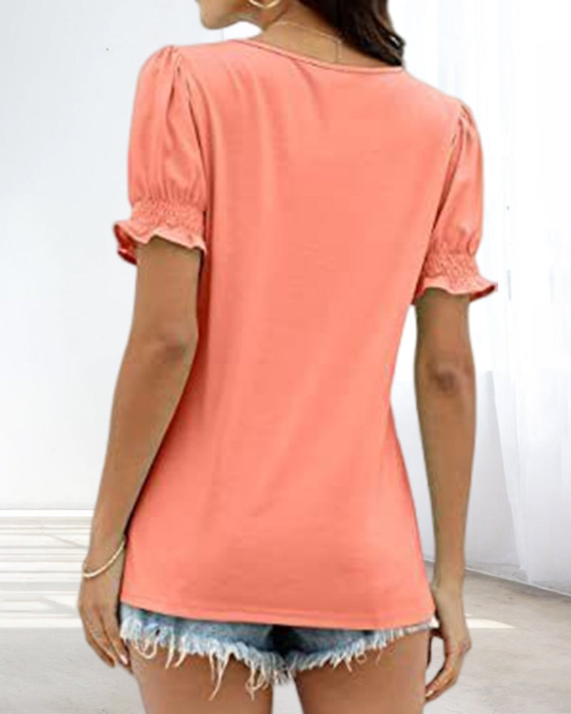 Modefest- Einfarbiges T-Shirt mit kurzen Ärmeln und eckigem Ausschnitt