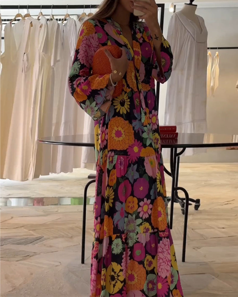 Modefest- Langes Kleid mit Blumendruck und Knöpfen und V-Ausschnitt