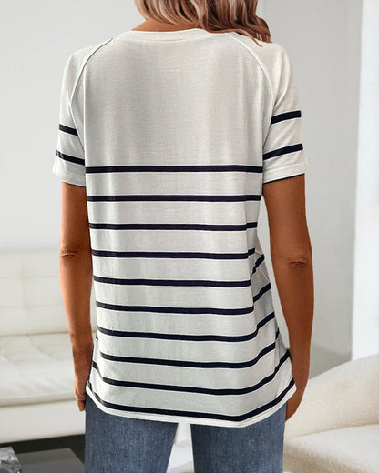 Modefest- Rundhals-T-Shirt mit Streifendruck