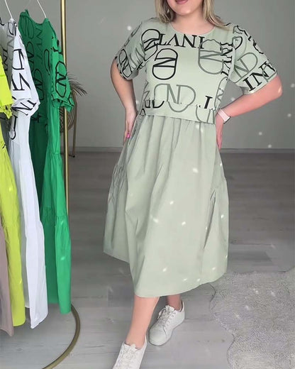 Modefest- Kurzärmliges freizeitkleid mit rundhalsausschnitt und buchstabendruck