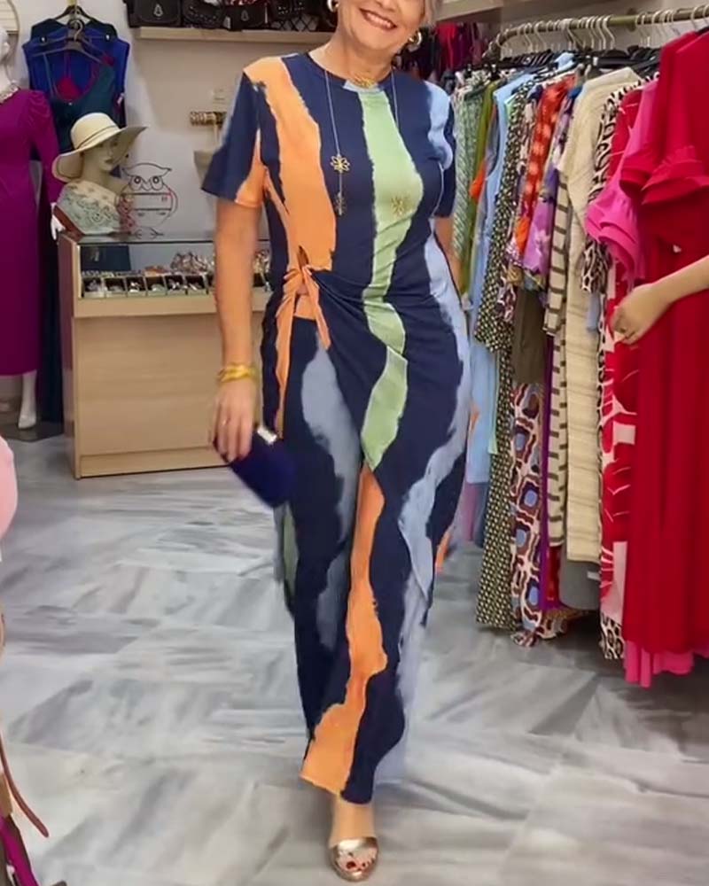 Modefest- Zweiteiliges Set mit gestreiftem Batikdruck