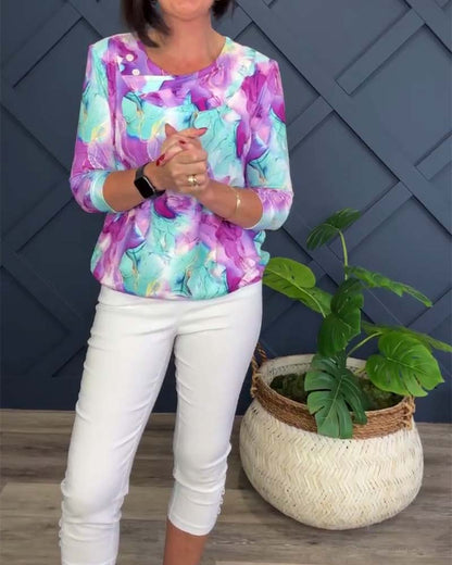 Casual printed blouse with round neck