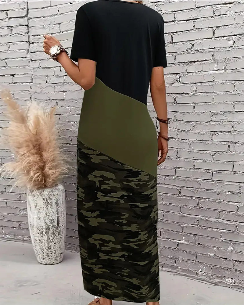 Casual camouflage dress in contrasting color