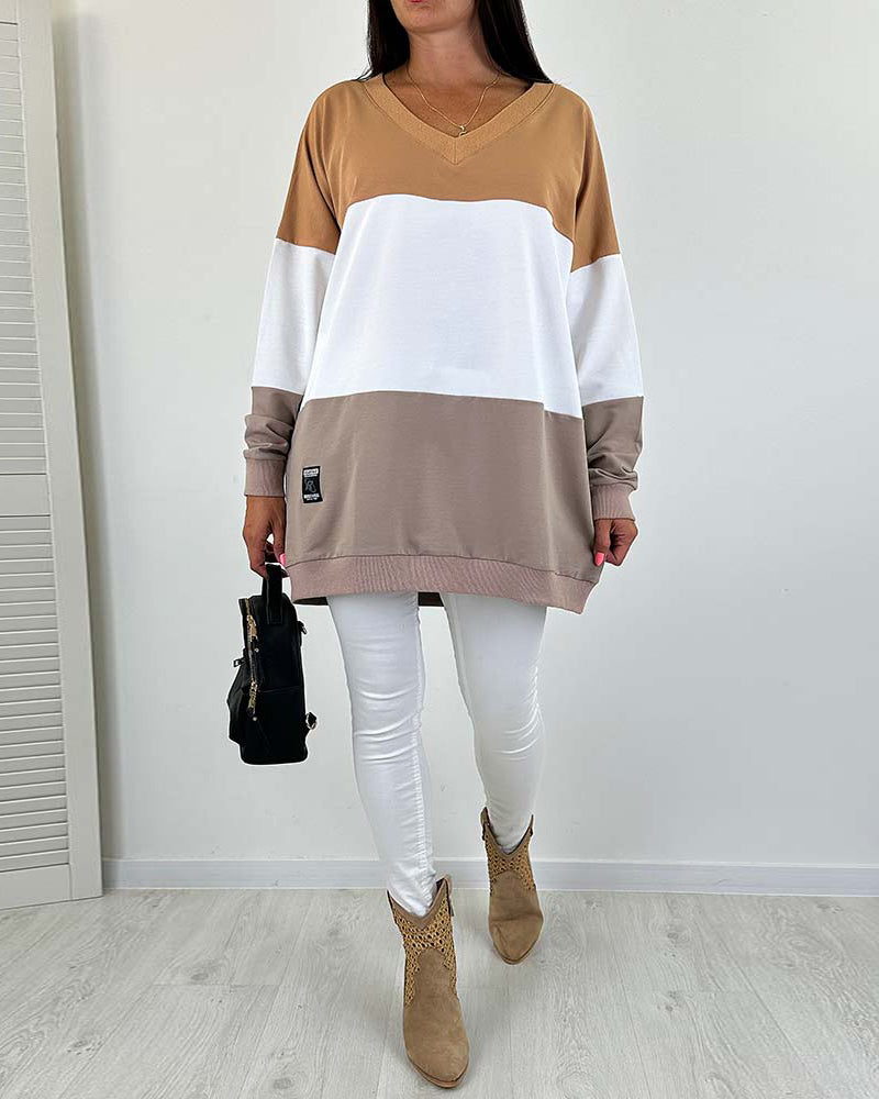 Casual, loose sweatshirt with color block print and V-neck