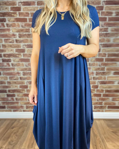 Vestido casual solto plissado de cor sólida