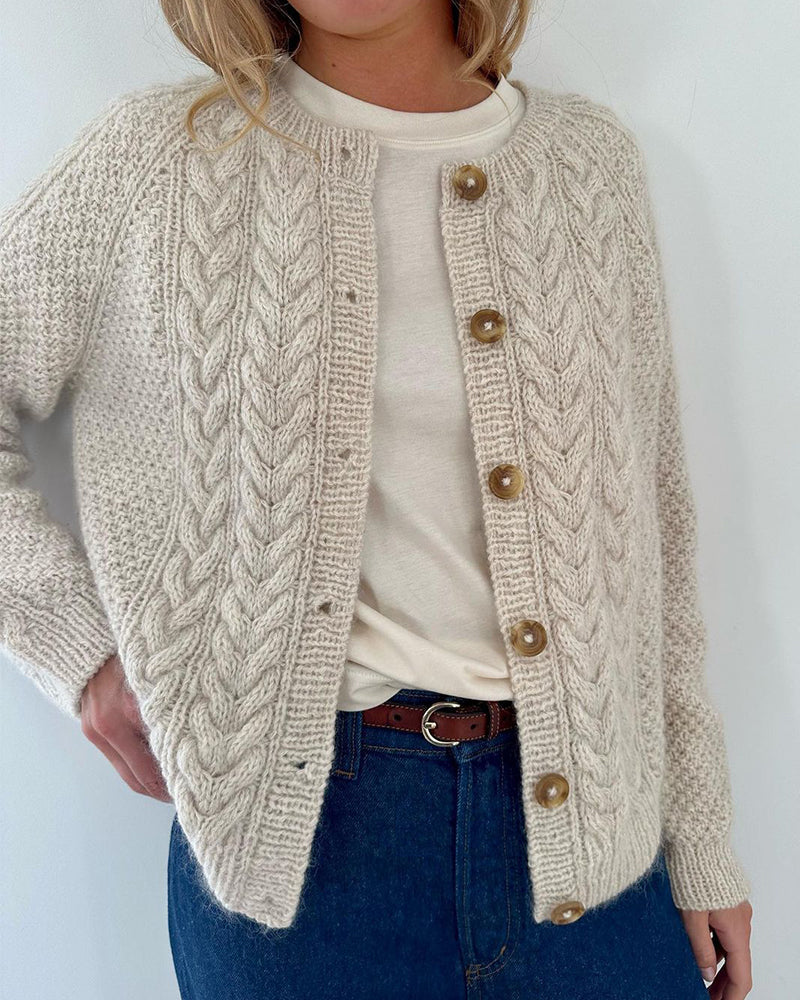 Lässiger, einfarbiger cardigan mit knöpfen und langen ärmeln