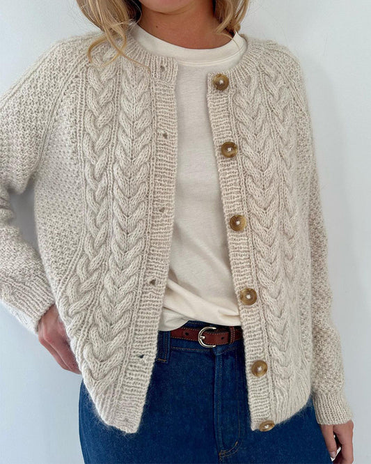 Lässiger, einfarbiger cardigan mit knöpfen und langen ärmeln