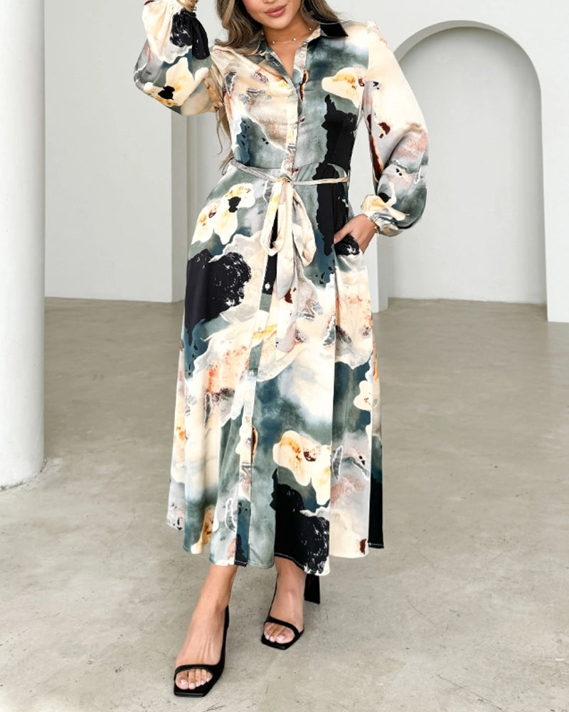 Elegant printed dress with lapel lacing and long sleeves