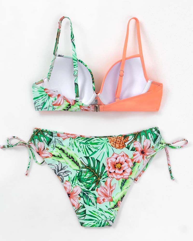 Modefest- Bikini-badeanzug mit kreuzbrust-print