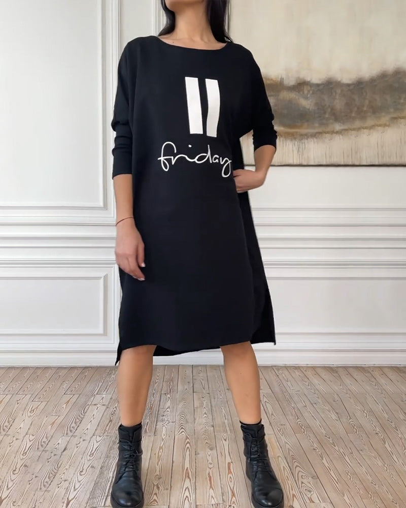 Modefest- Schlichtes, bedrucktes Kleid mit Seitenschlitzen